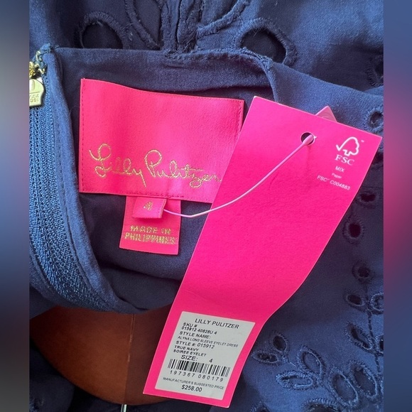 Lilly Pulitzer Women's Alyna Long Sleeve Eyelet Dress In True Navy Soiree Eyelet - Picture 15 of 16